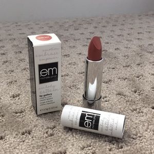 🆕 em Cosmetics - Nude Lace lipstick